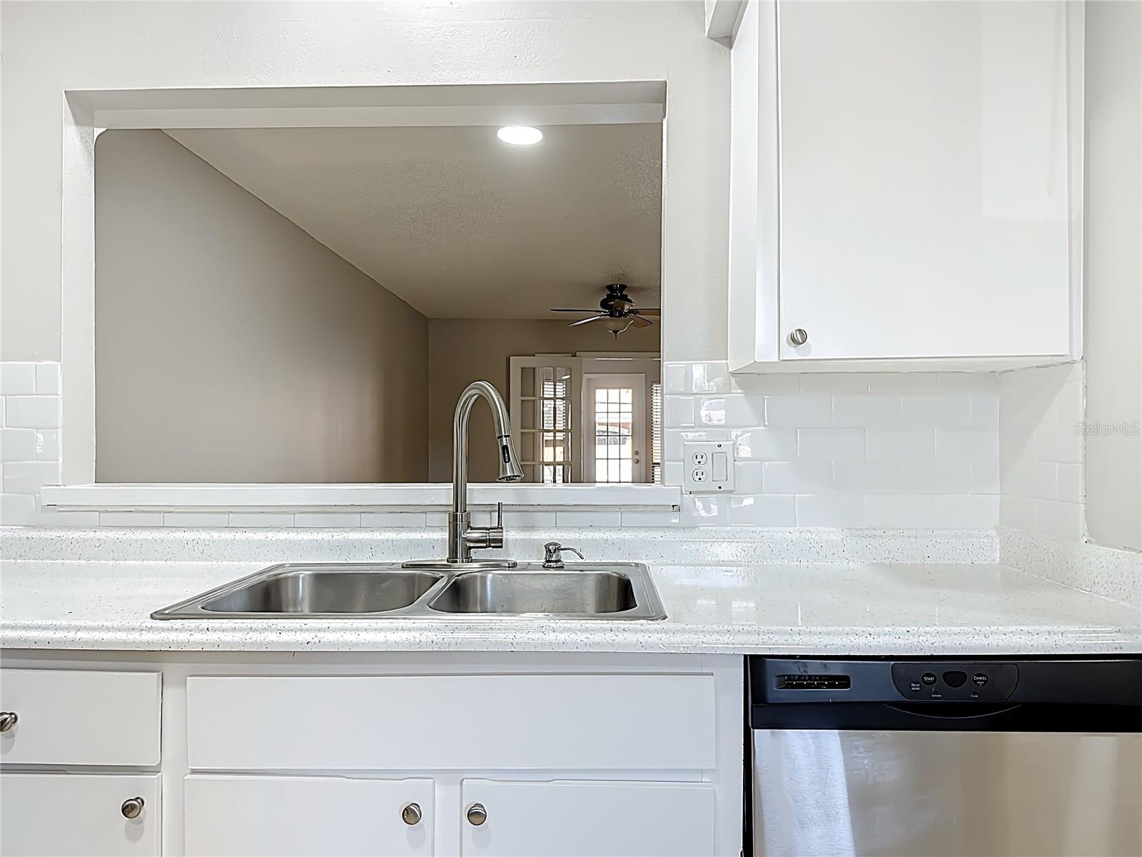 Image 9 of 41 For 4320 Middlebrook Road 2