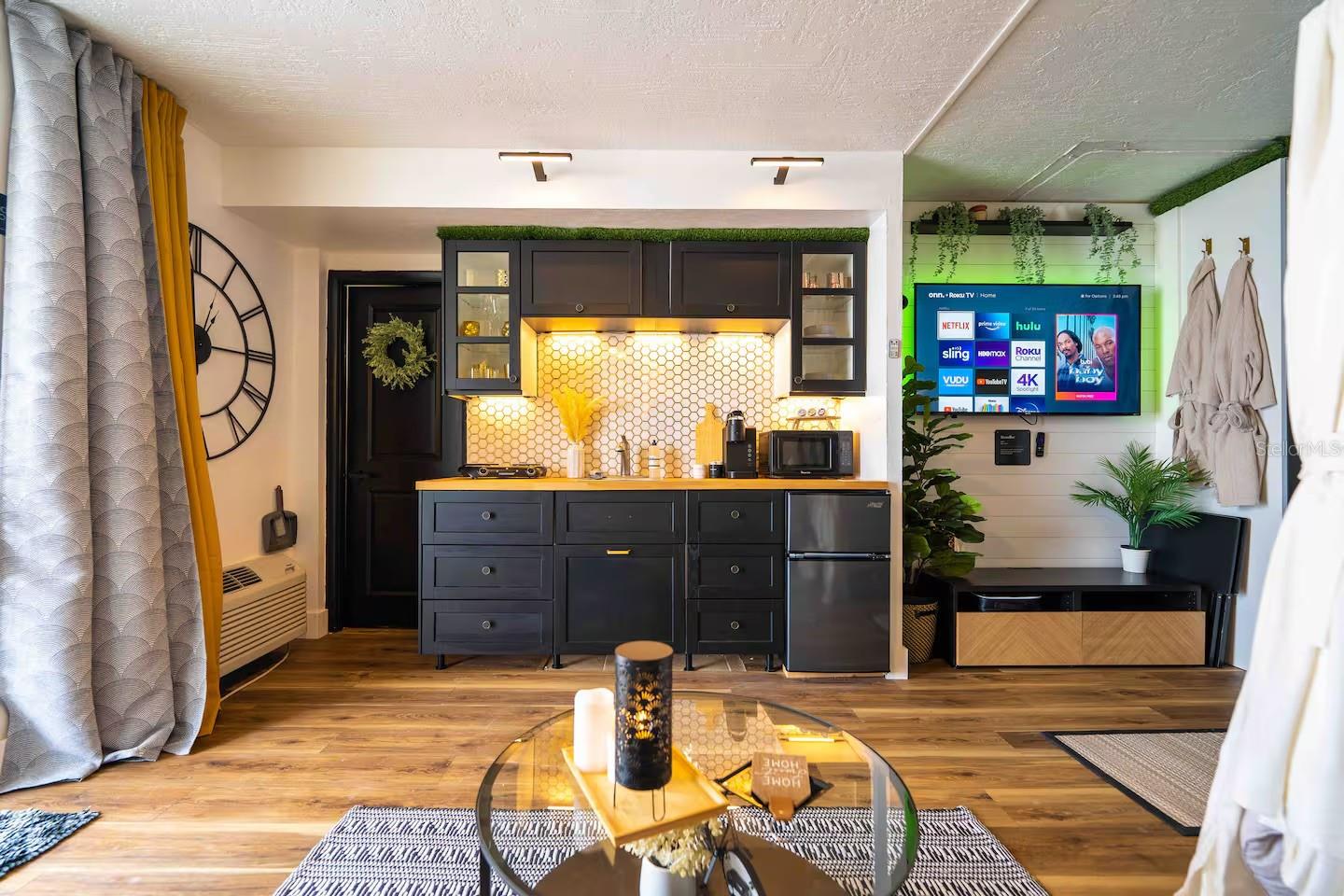 Image 13 of 24 For 1233 Atlantic Avenue 3330