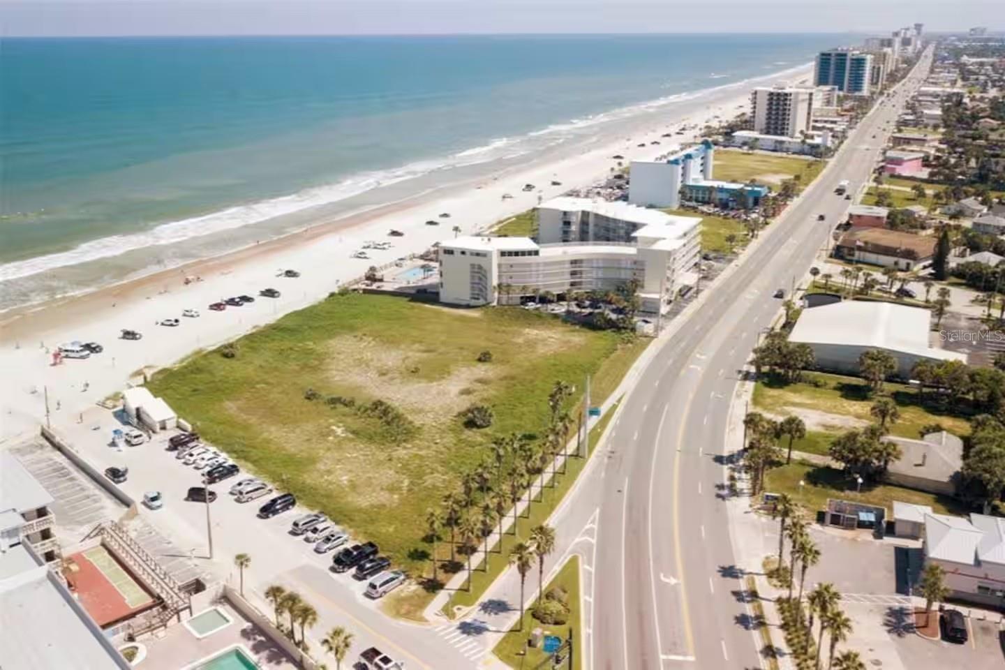 Image 3 of 24 For 1233 Atlantic Avenue 3330