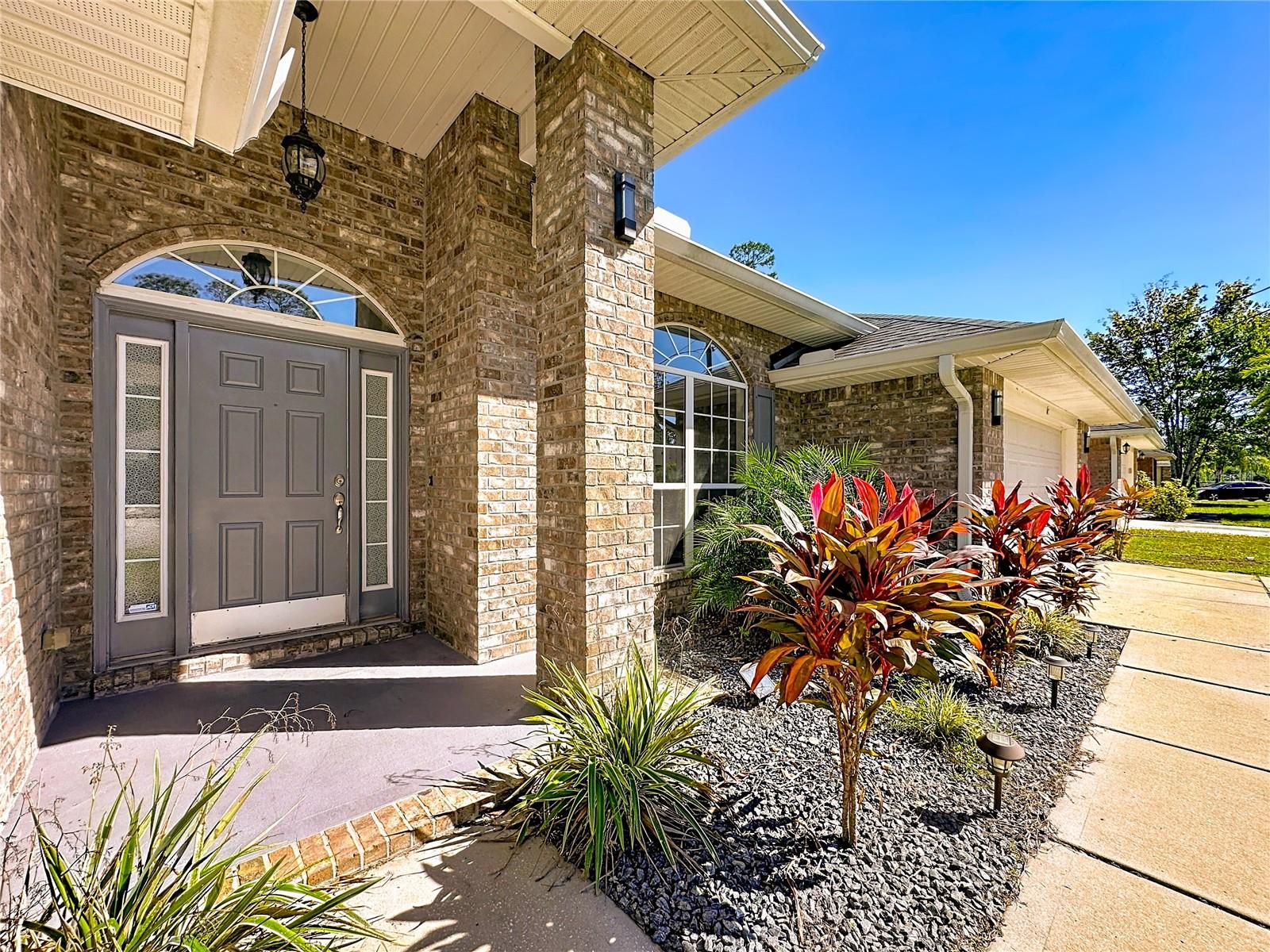 Image 12 of 68 For 6 Llowick Court