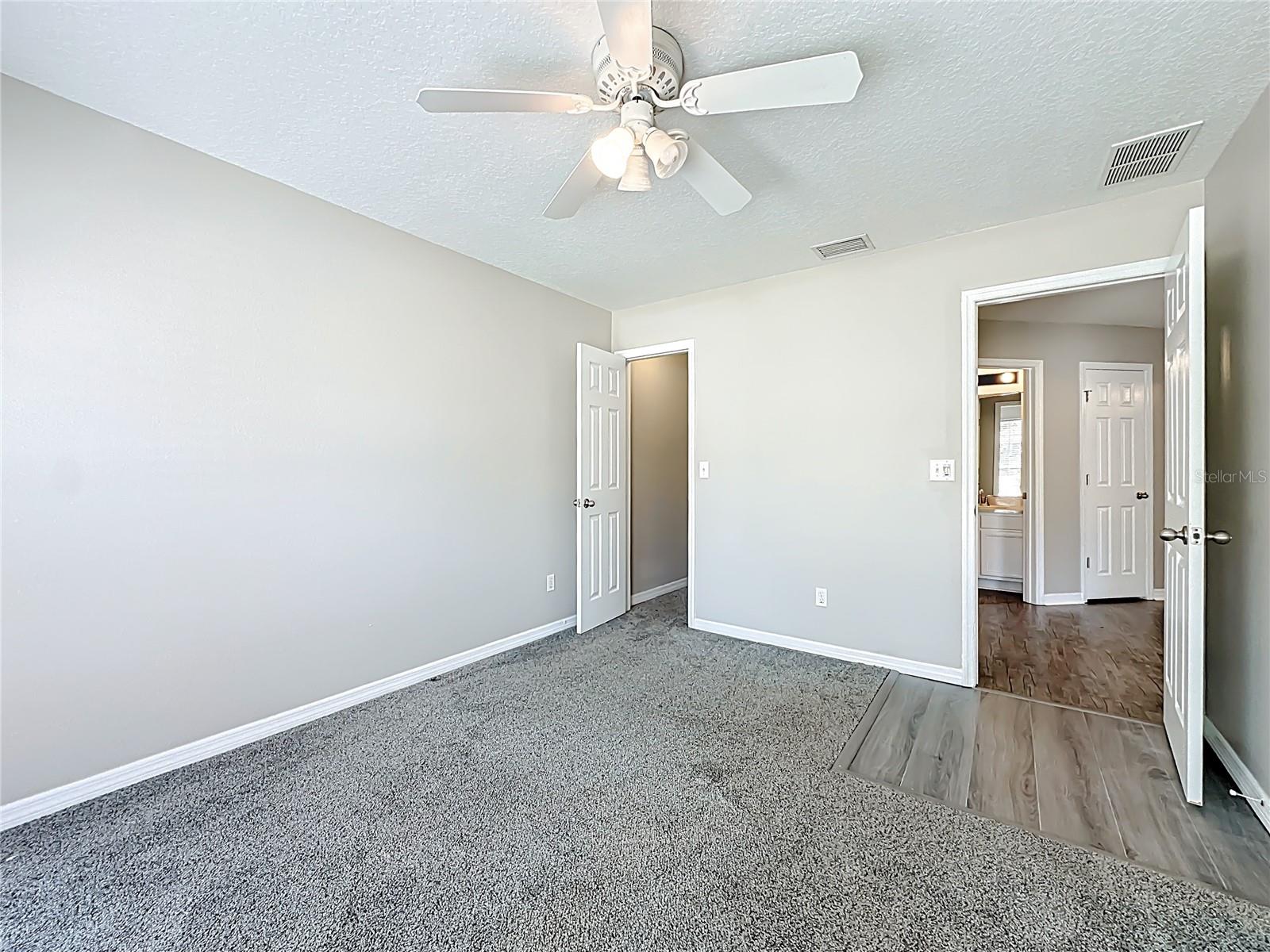 Image 29 of 68 For 6 Llowick Court