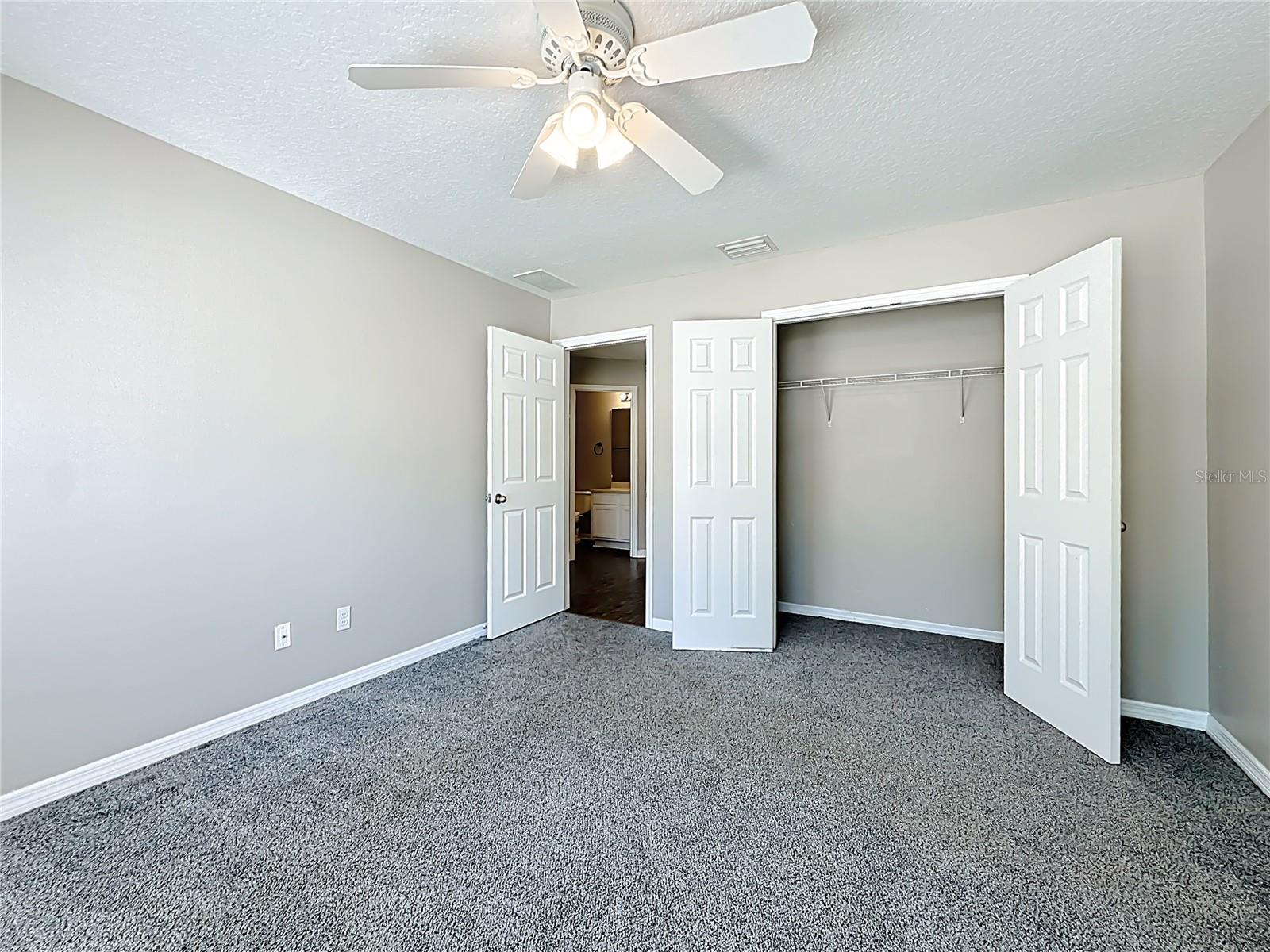 Image 33 of 68 For 6 Llowick Court