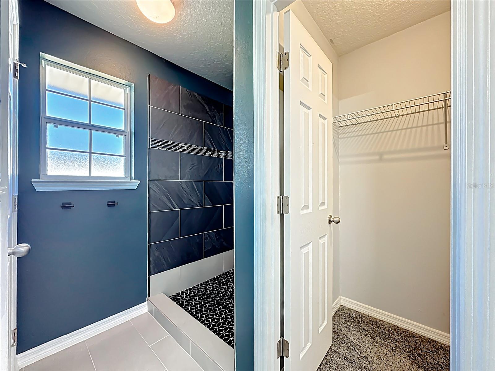 Image 42 of 68 For 6 Llowick Court