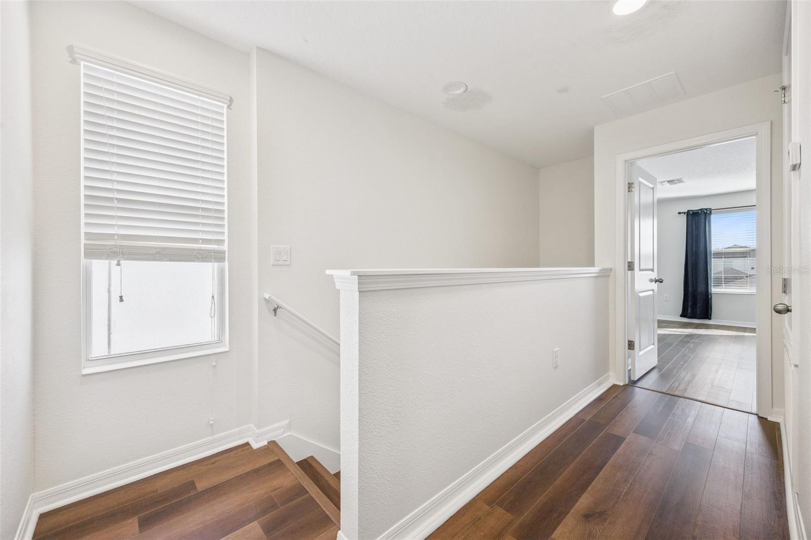 Image 15 of 80 For 10061 Bedtime Story Drive