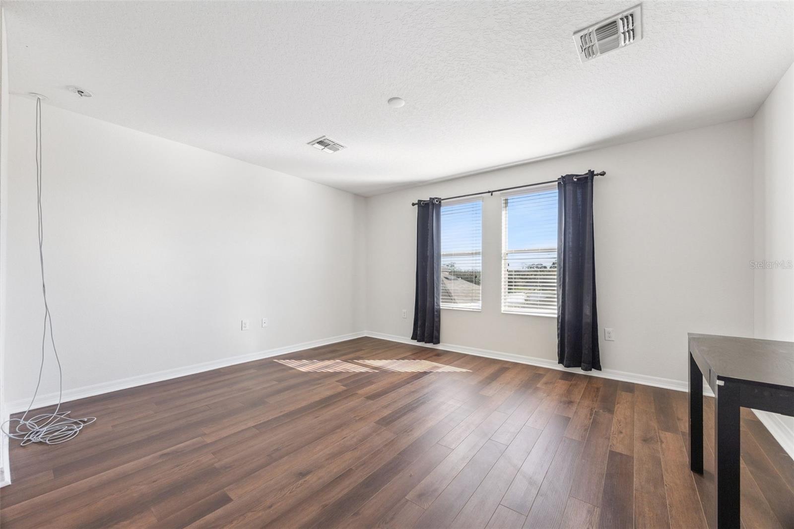 Image 21 of 80 For 10061 Bedtime Story Drive