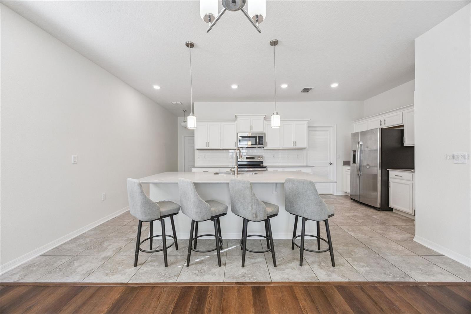 Image 44 of 80 For 10061 Bedtime Story Drive