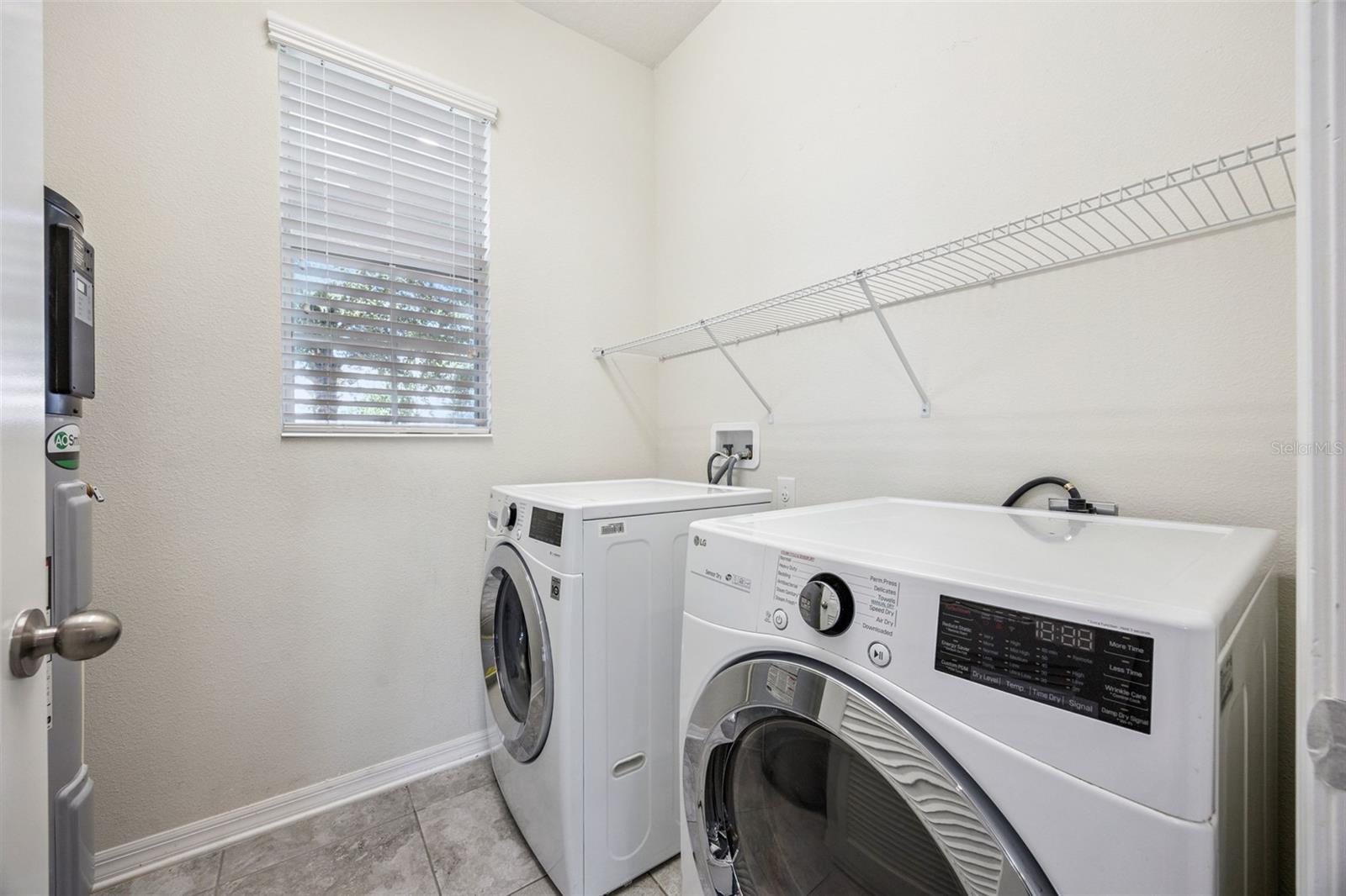 Image 53 of 80 For 10061 Bedtime Story Drive