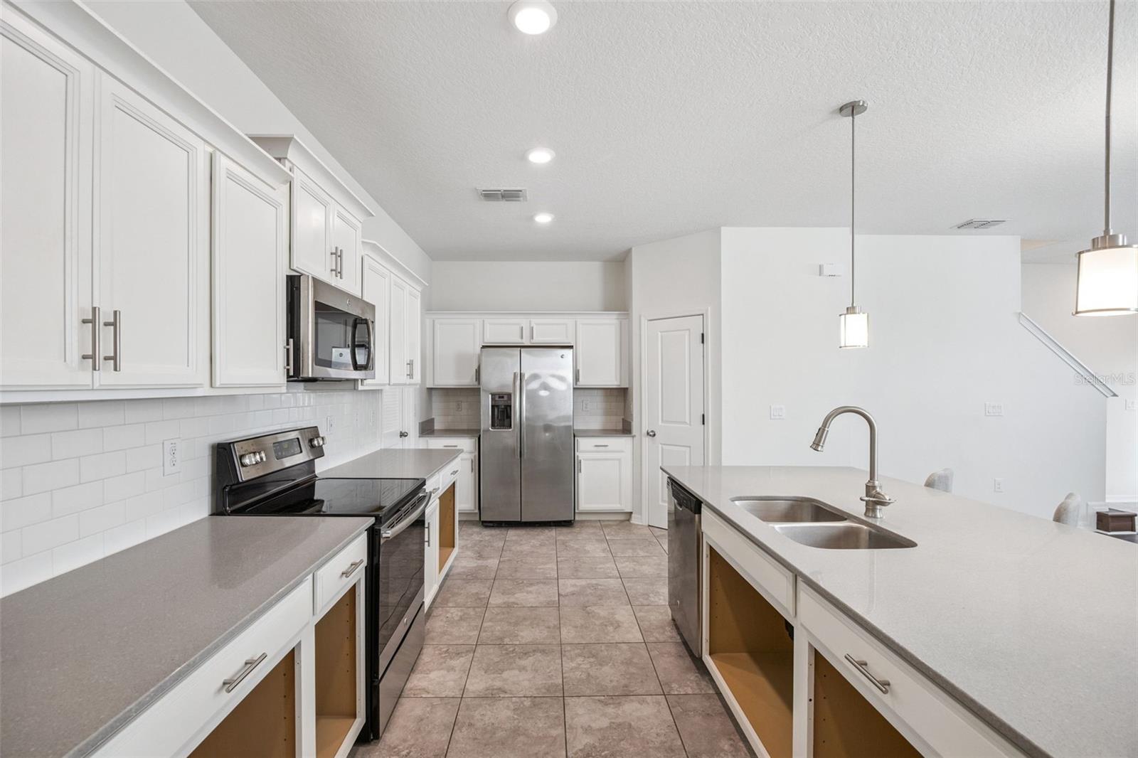 Image 54 of 80 For 10061 Bedtime Story Drive