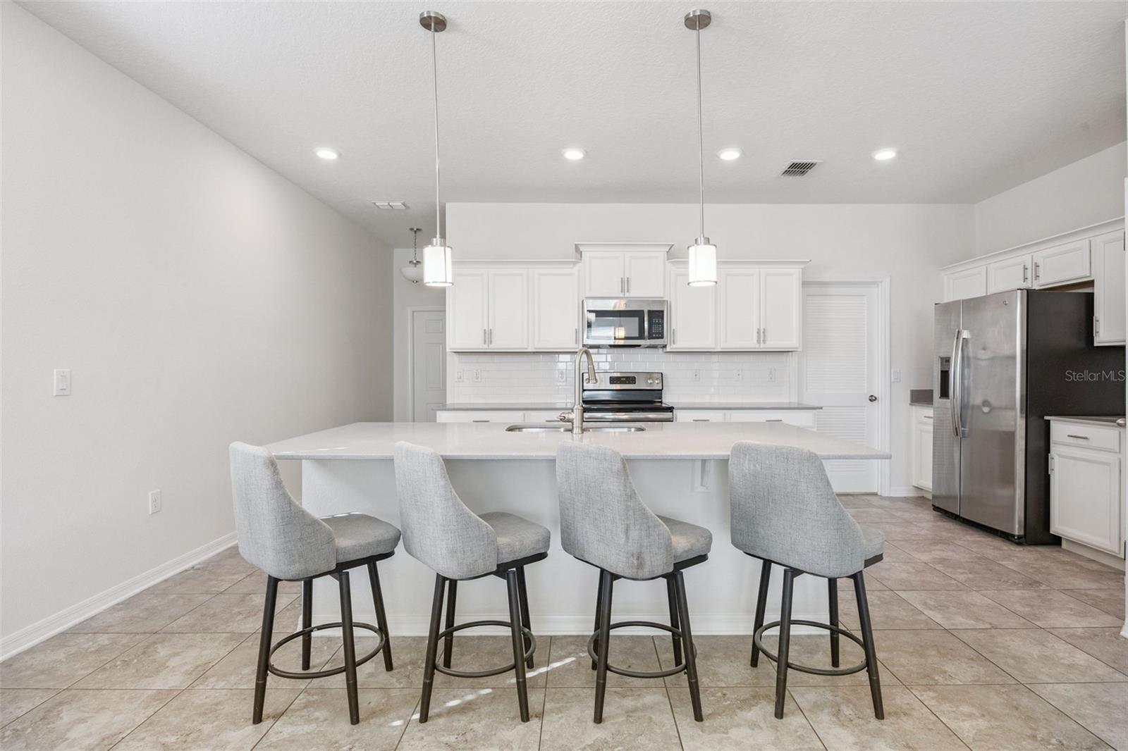 Image 56 of 80 For 10061 Bedtime Story Drive