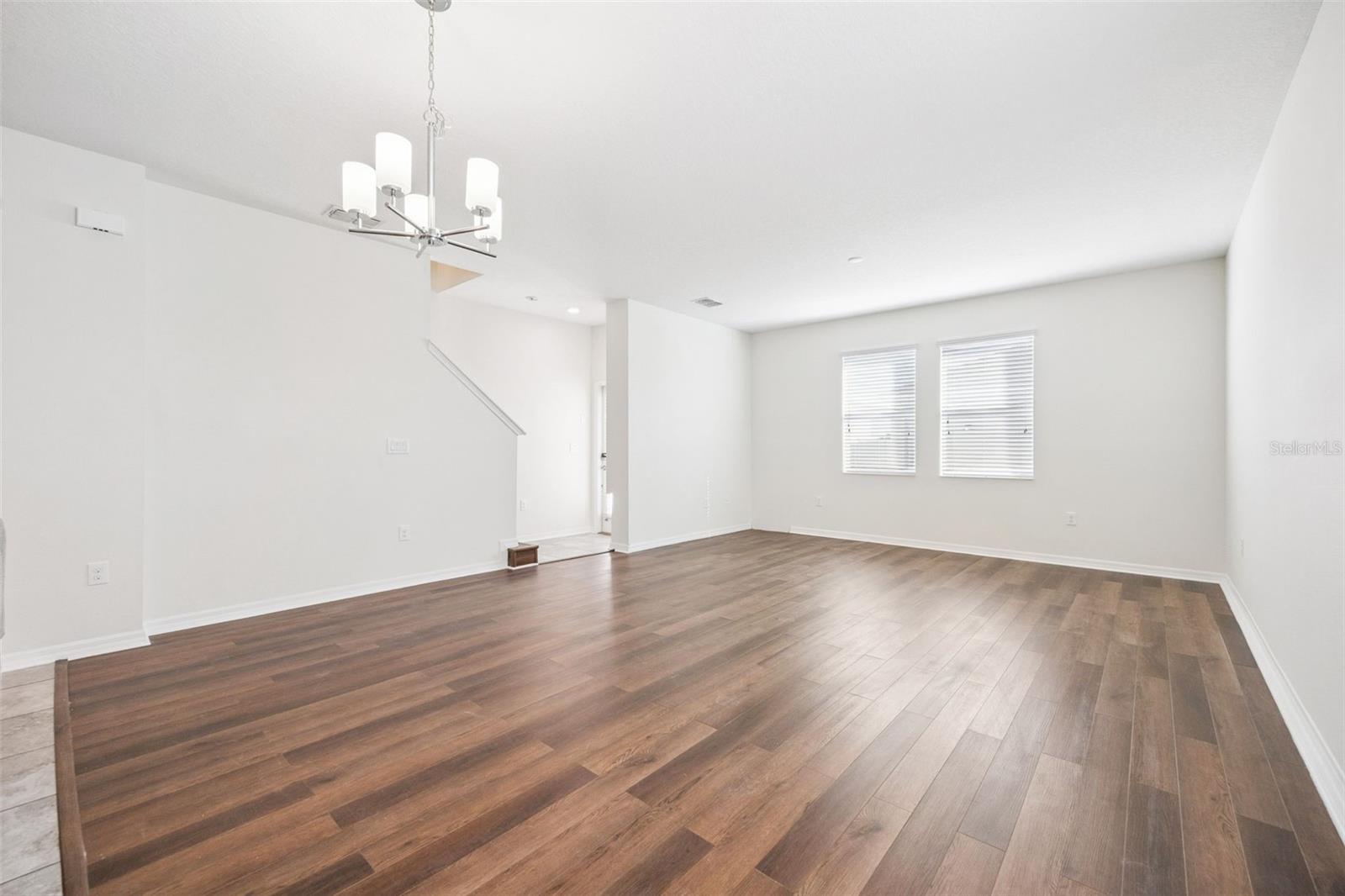 Image 79 of 80 For 10061 Bedtime Story Drive