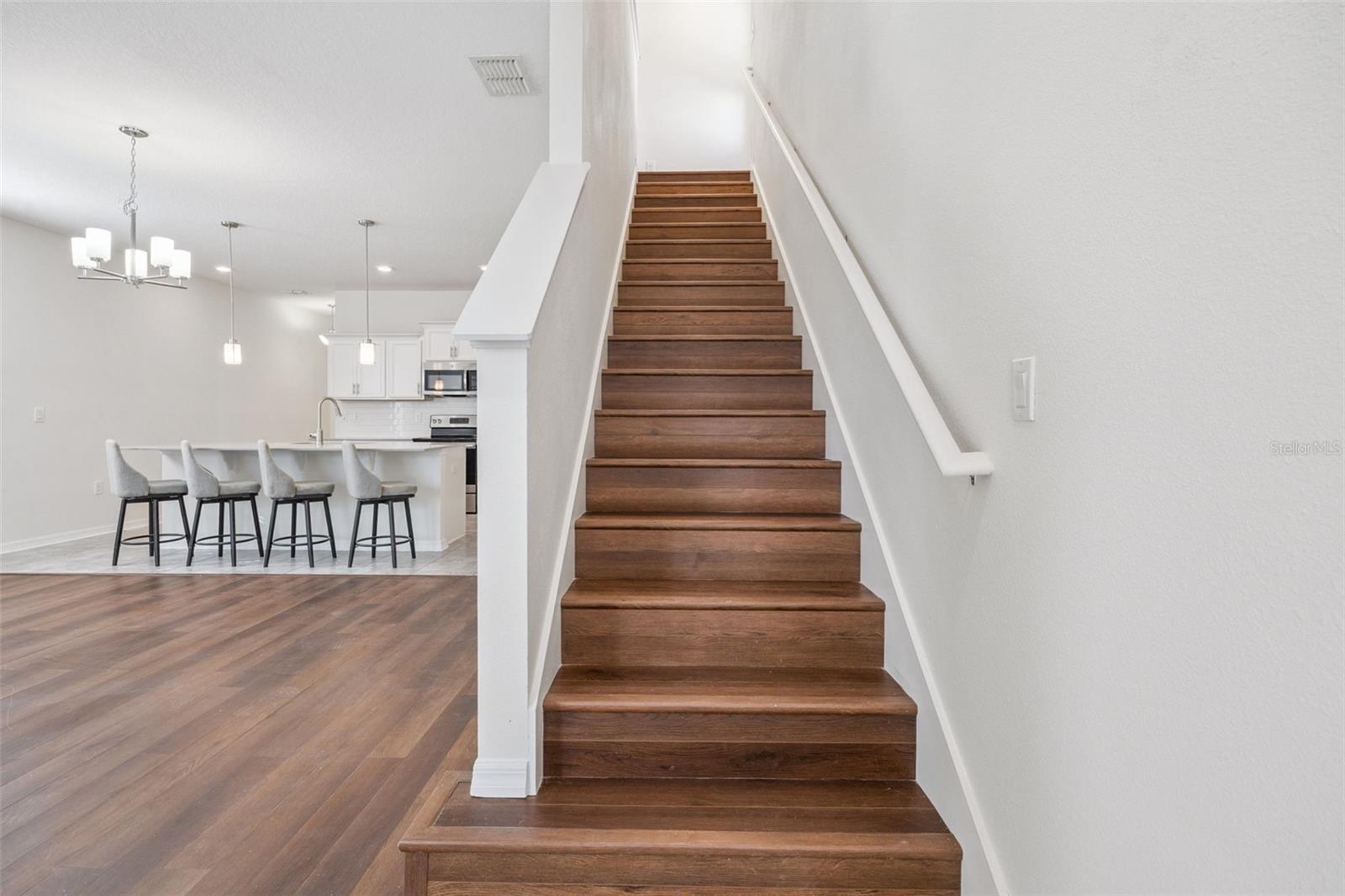 Image 9 of 80 For 10061 Bedtime Story Drive