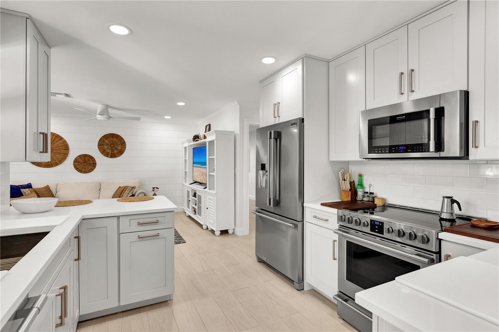 Image 12 of 22 For 1945 Anglers Cove