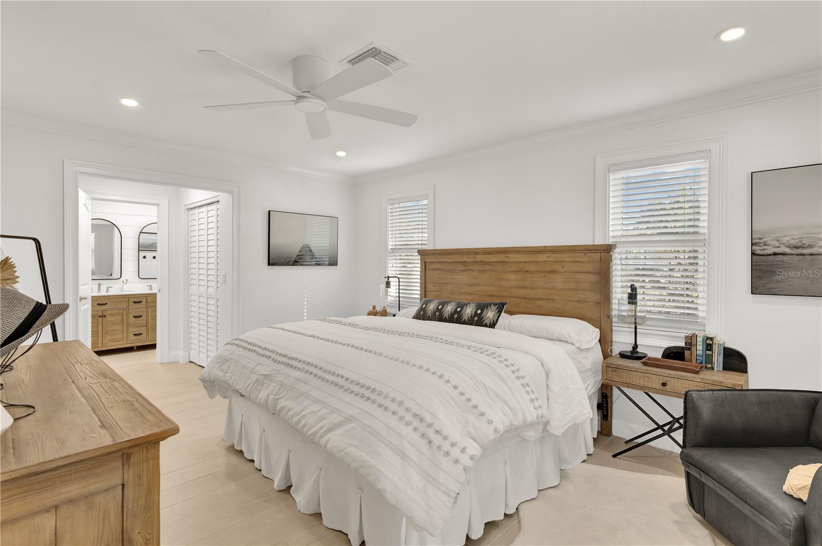 Image 14 of 22 For 1945 Anglers Cove