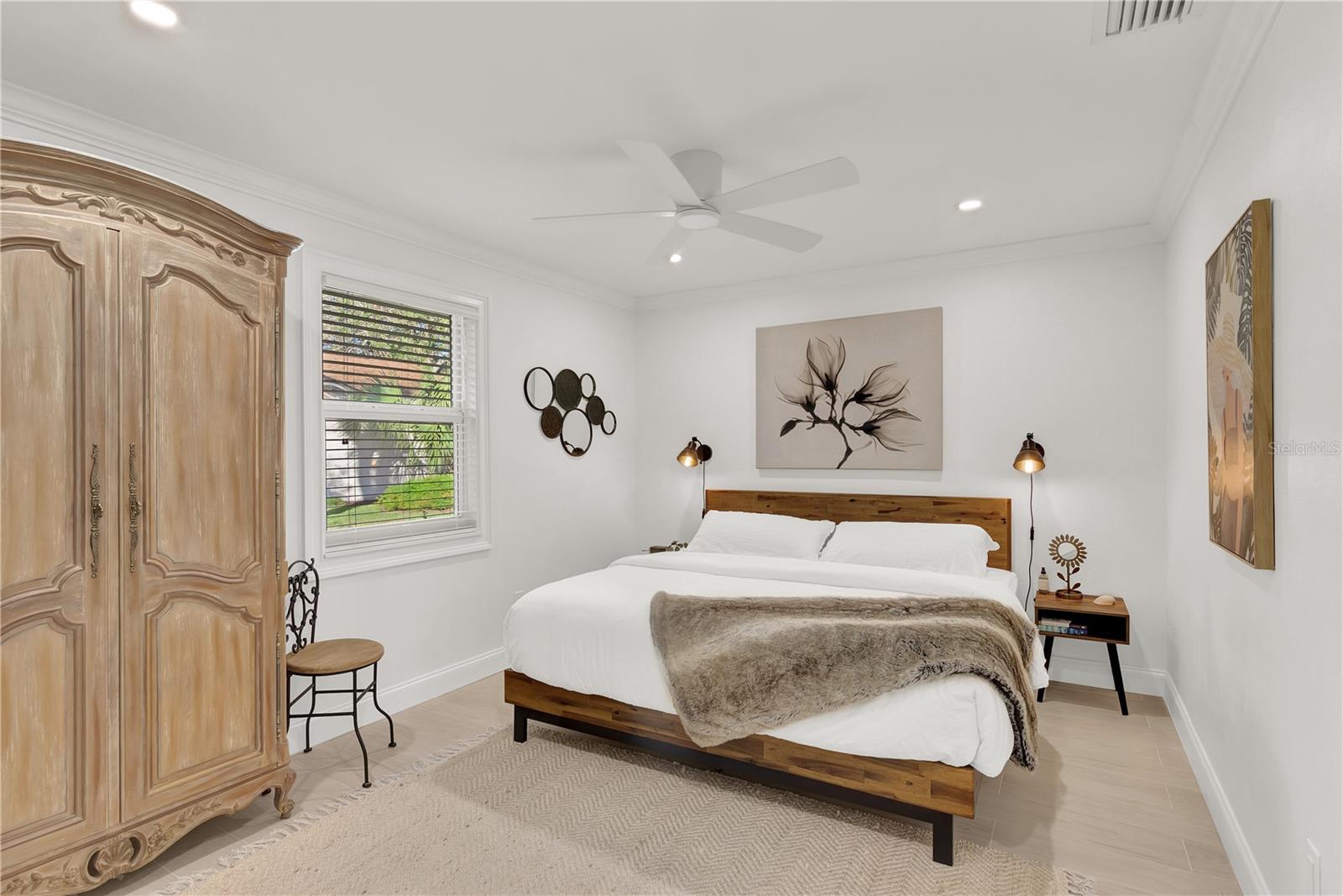 Image 17 of 22 For 1945 Anglers Cove