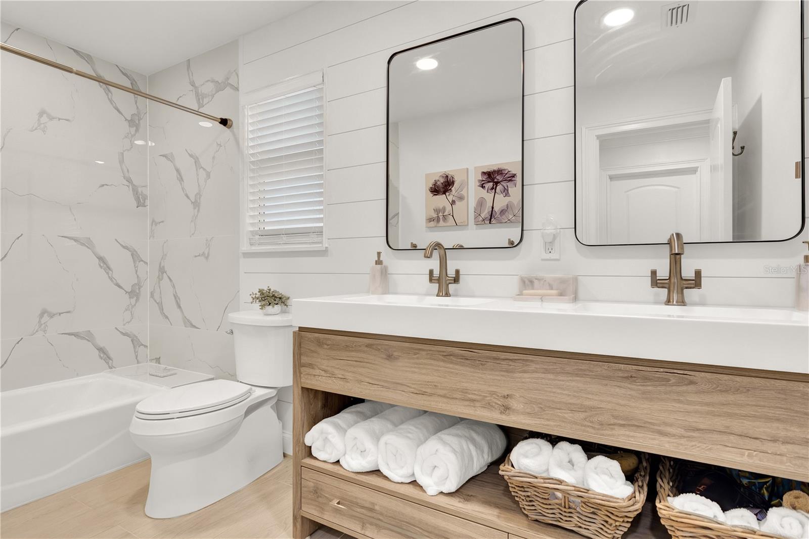 Image 18 of 22 For 1945 Anglers Cove