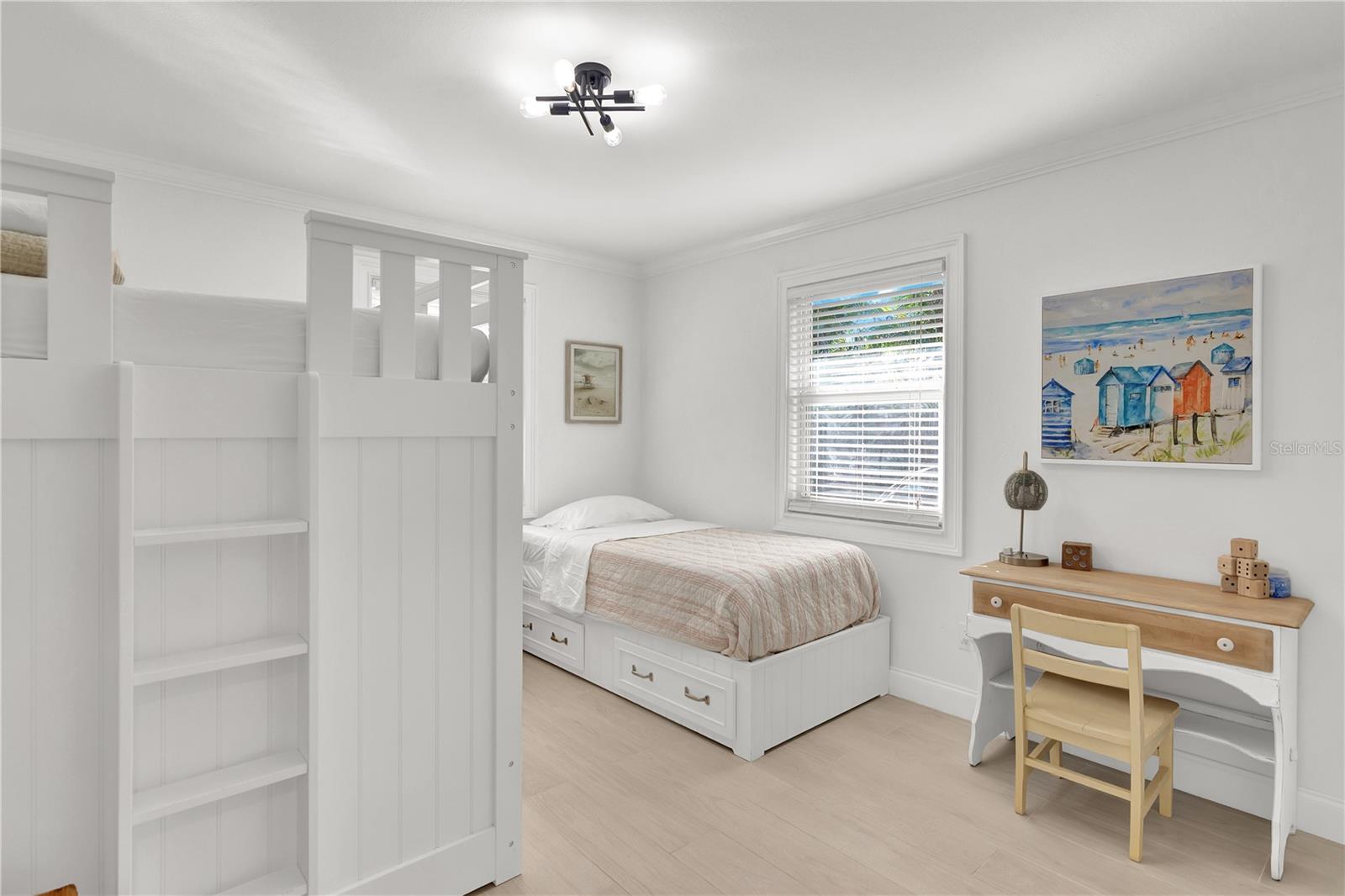 Image 19 of 22 For 1945 Anglers Cove