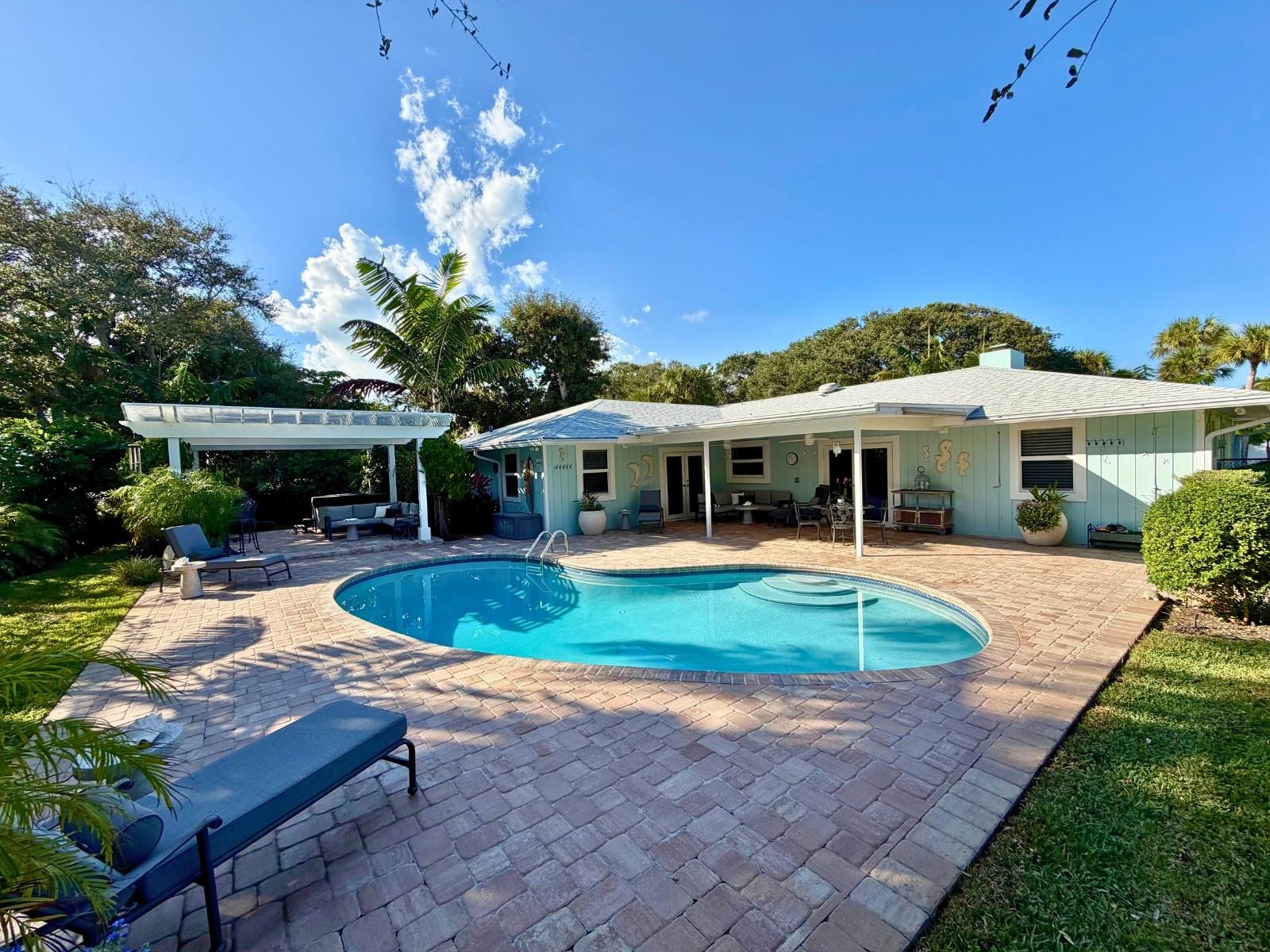 Image 27 of 38 For 1945 Anglers Cove