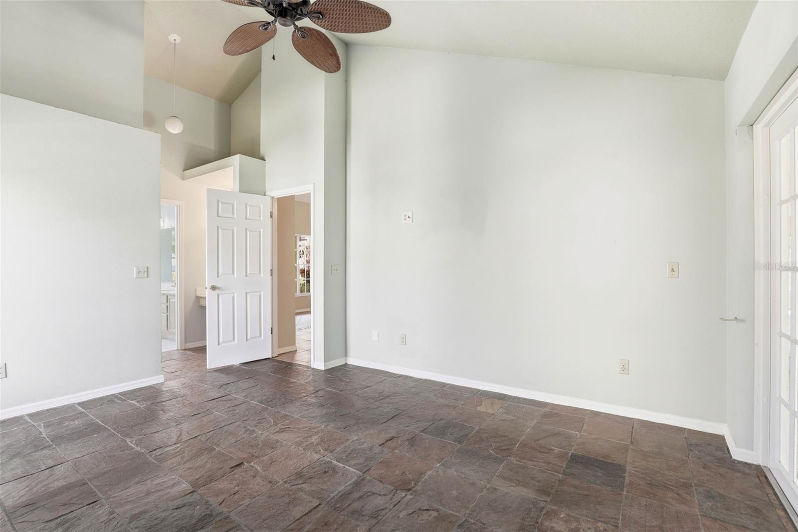 Image 23 of 43 For 1140 Pebble Beach Court