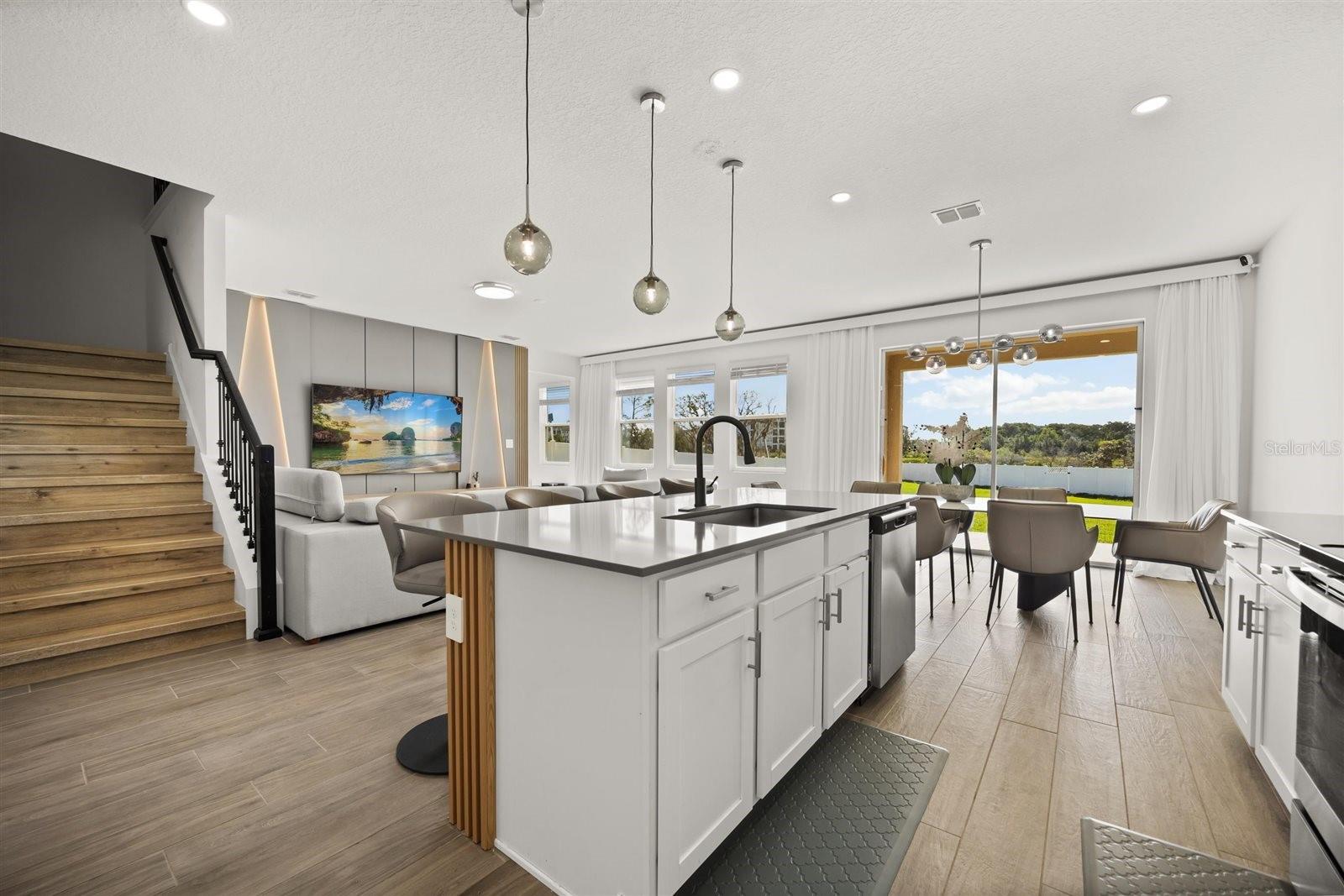 Image 12 of 36 For 11163 Great Rock Street