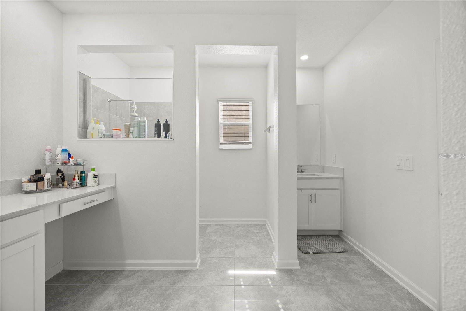 Image 23 of 36 For 11163 Great Rock Street