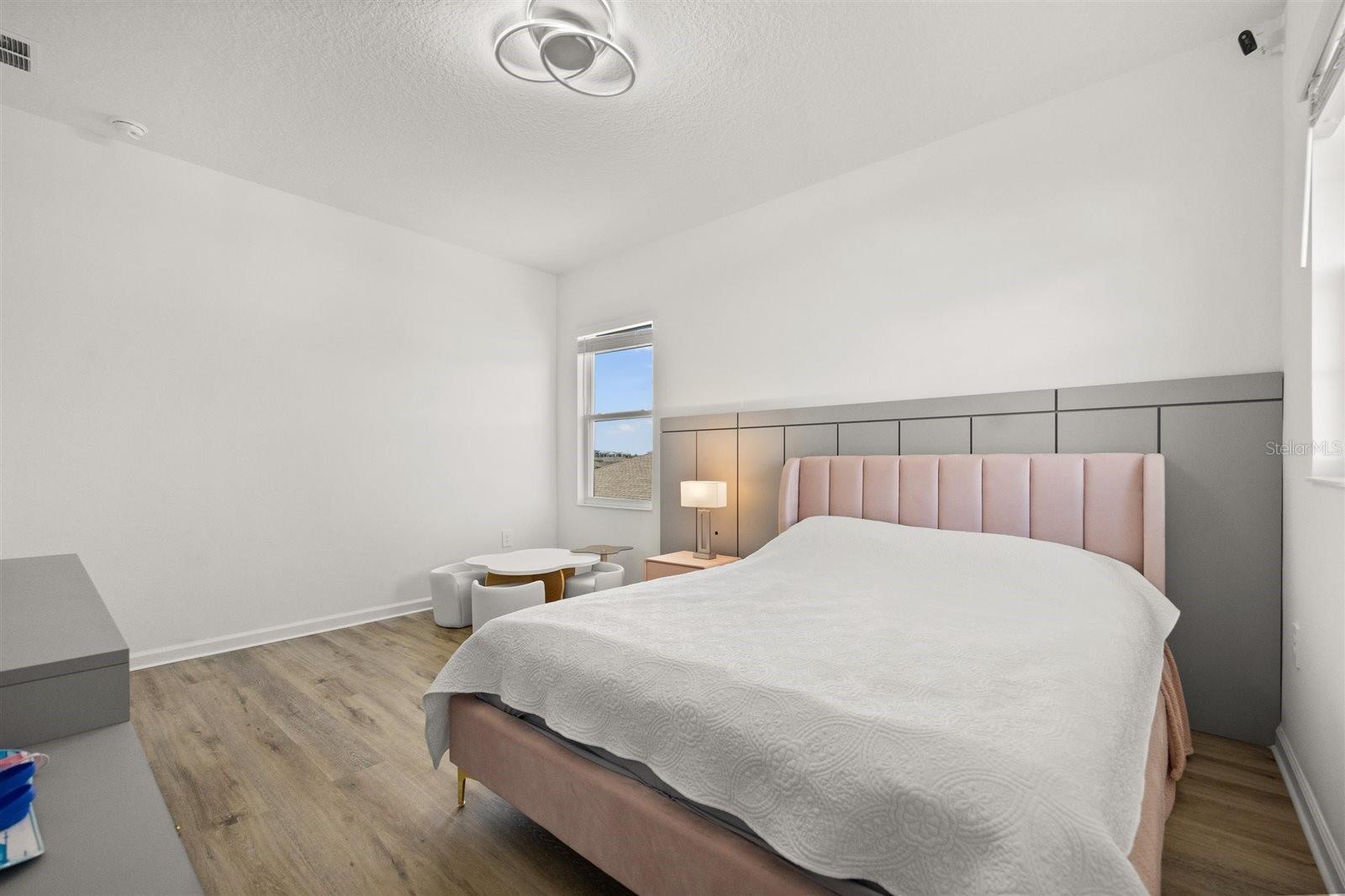 Image 30 of 36 For 11163 Great Rock Street