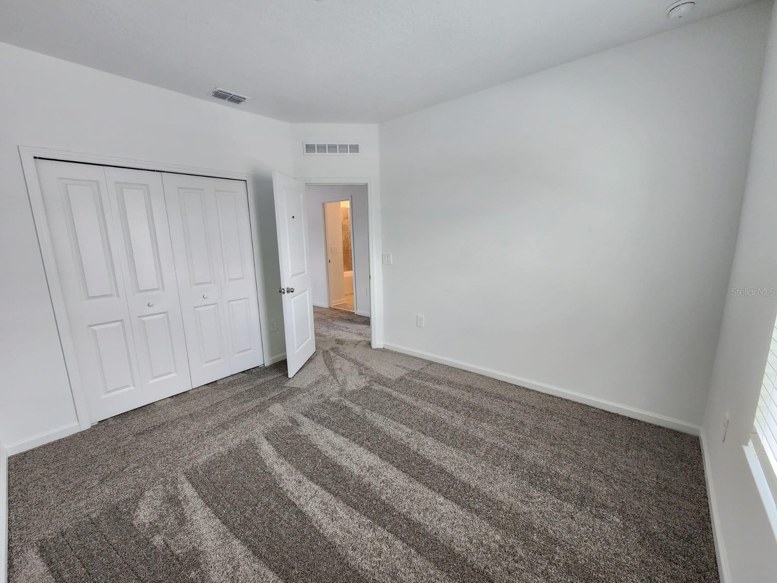 Image 12 of 26 For 3258 Laurent Loop