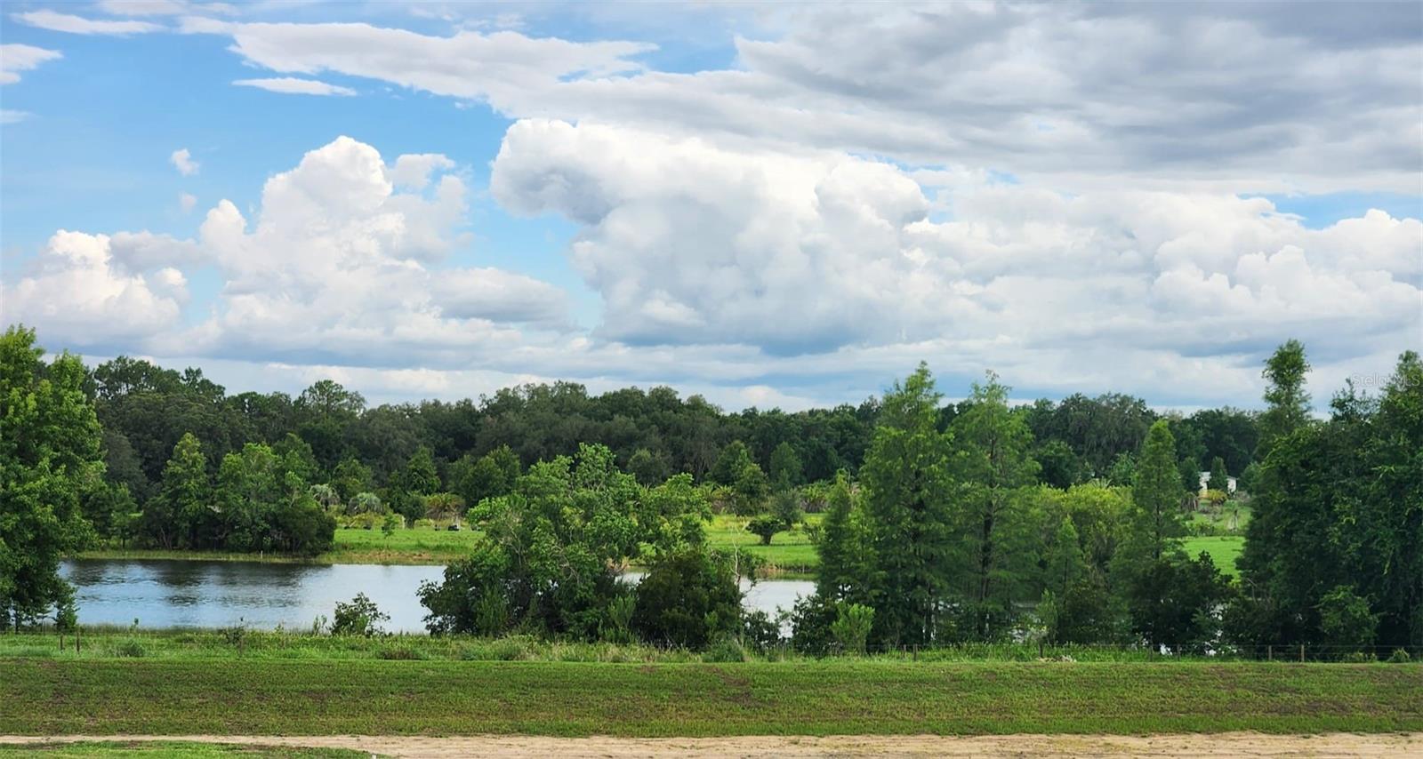 Image 19 of 26 For 3258 Laurent Loop