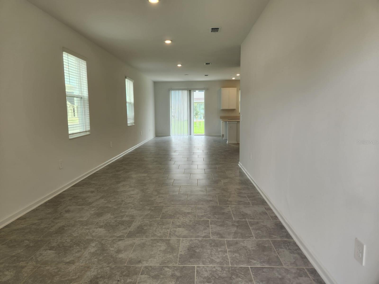 Image 2 of 26 For 3258 Laurent Loop