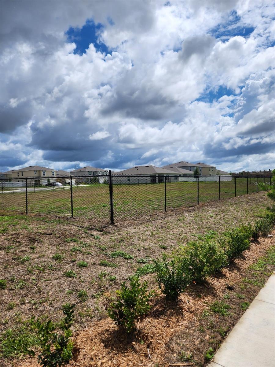 Image 22 of 26 For 3258 Laurent Loop