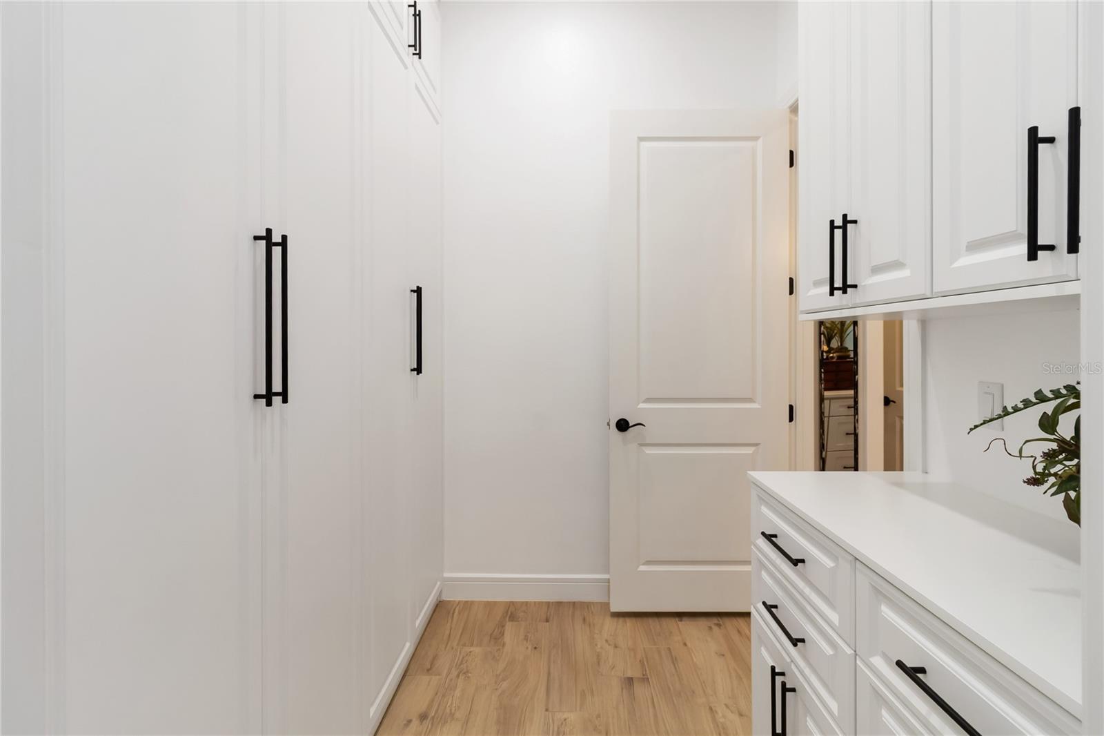 Image 32 of 70 For 2555 Pine Preserve Court