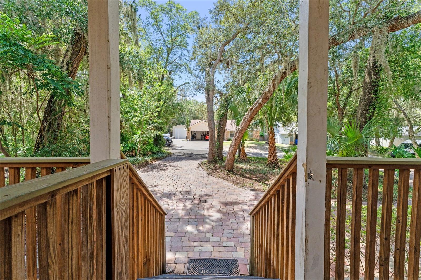 Image 12 of 97 For 560 Fern Street