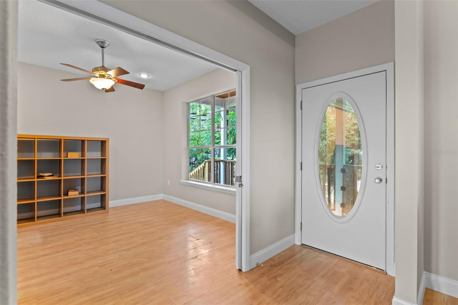 Image 18 of 97 For 560 Fern Street