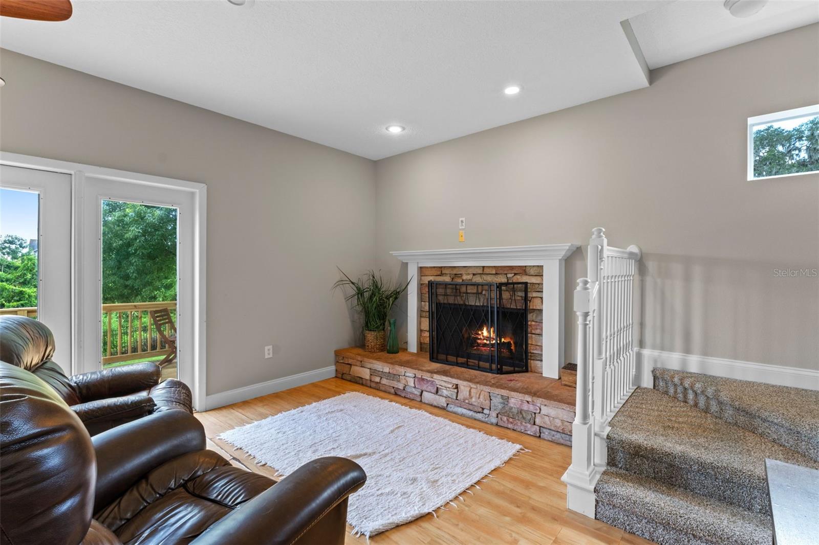 Image 26 of 97 For 560 Fern Street