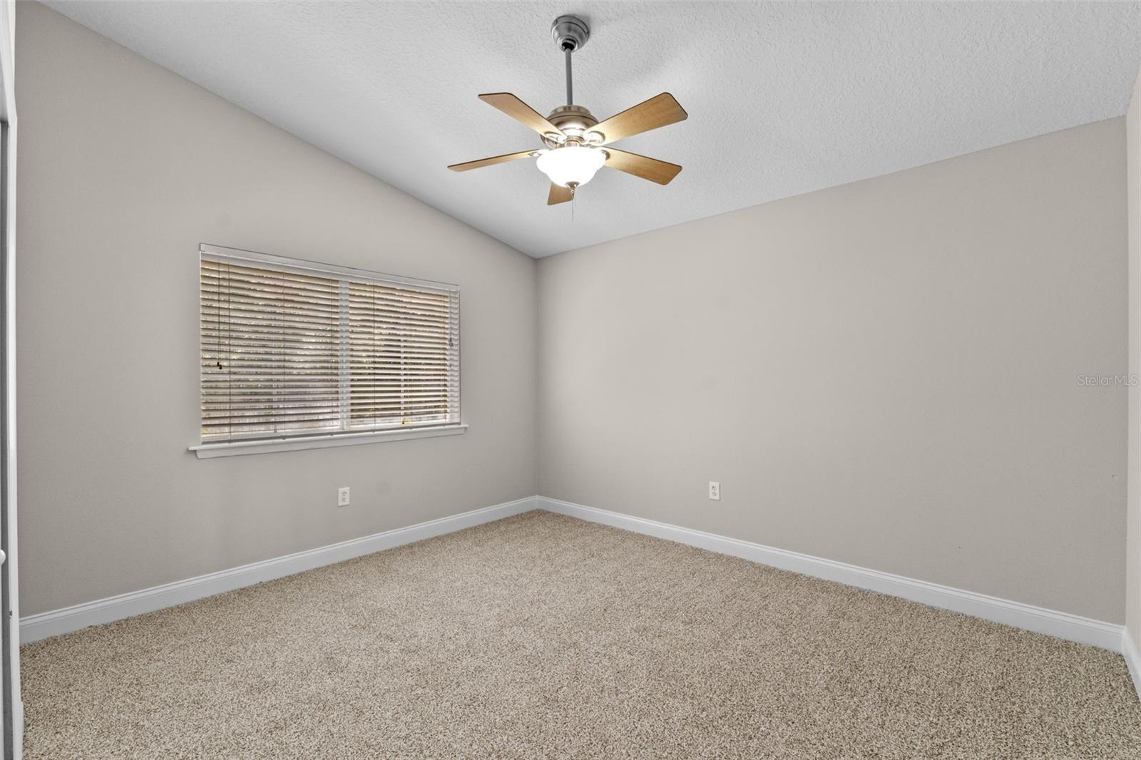 Image 43 of 97 For 560 Fern Street