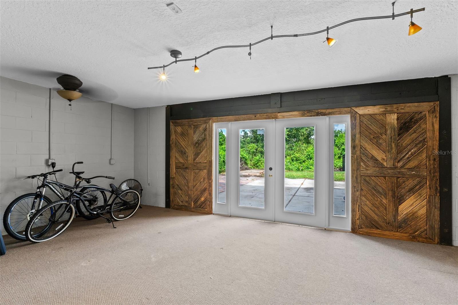 Image 52 of 97 For 560 Fern Street