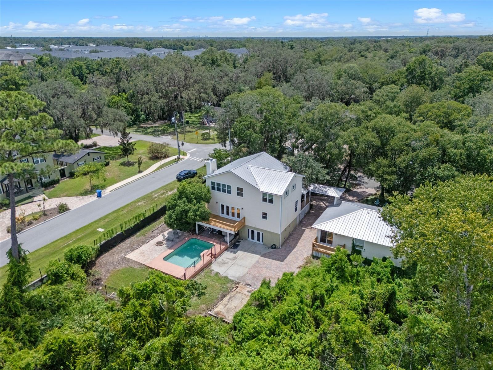 Image 67 of 97 For 560 Fern Street