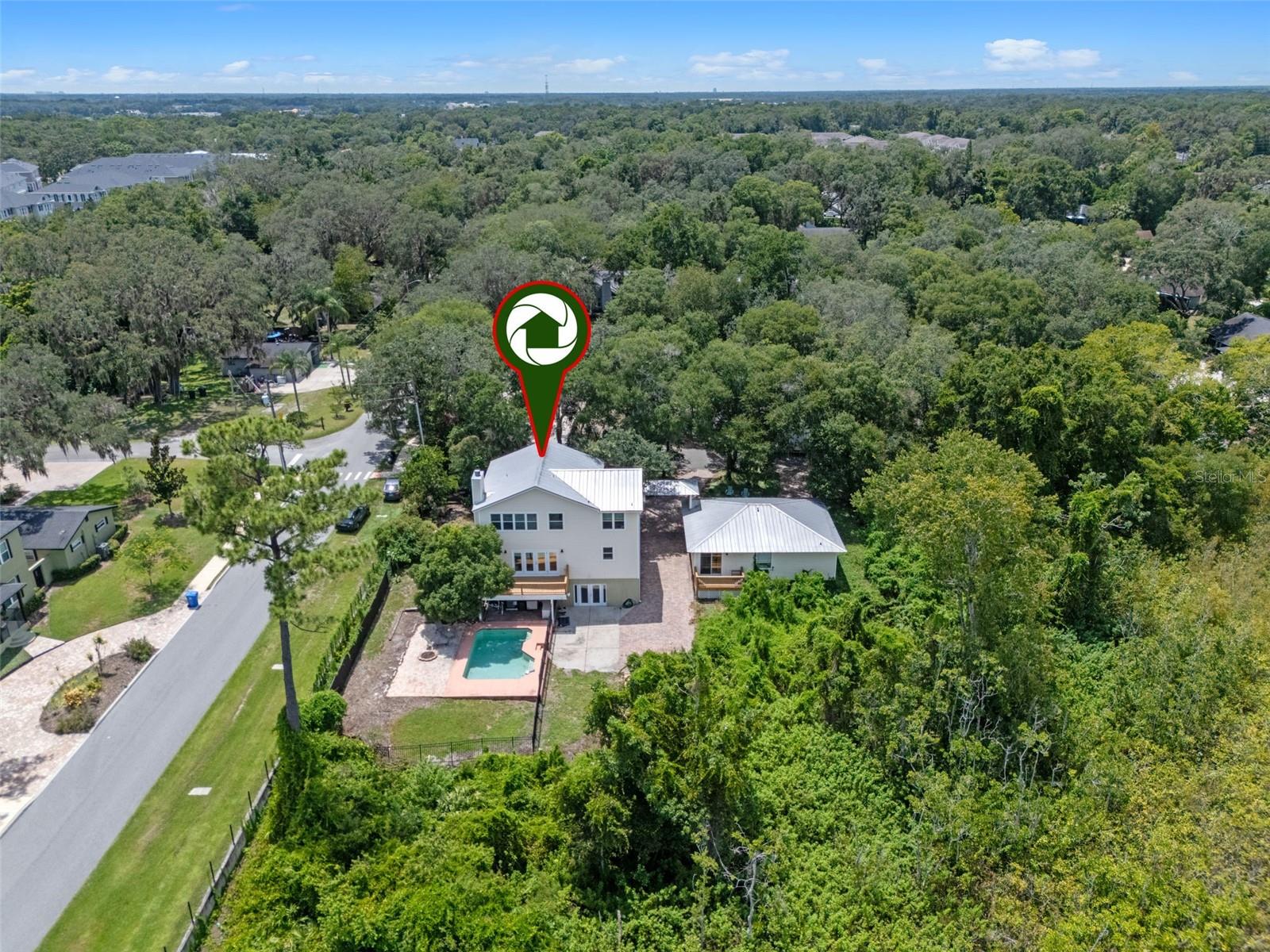 Image 69 of 97 For 560 Fern Street