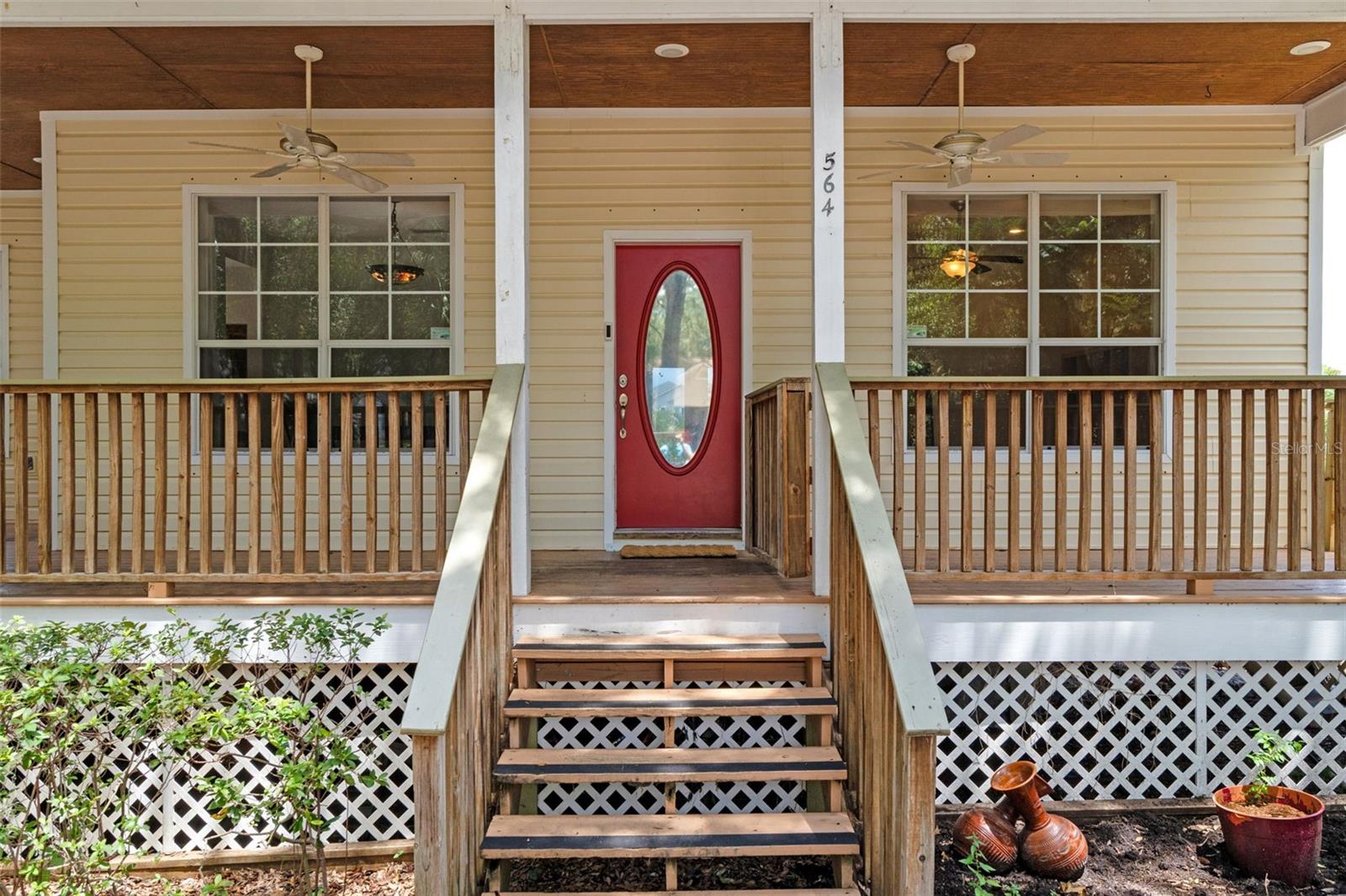 Image 7 of 97 For 560 Fern Street