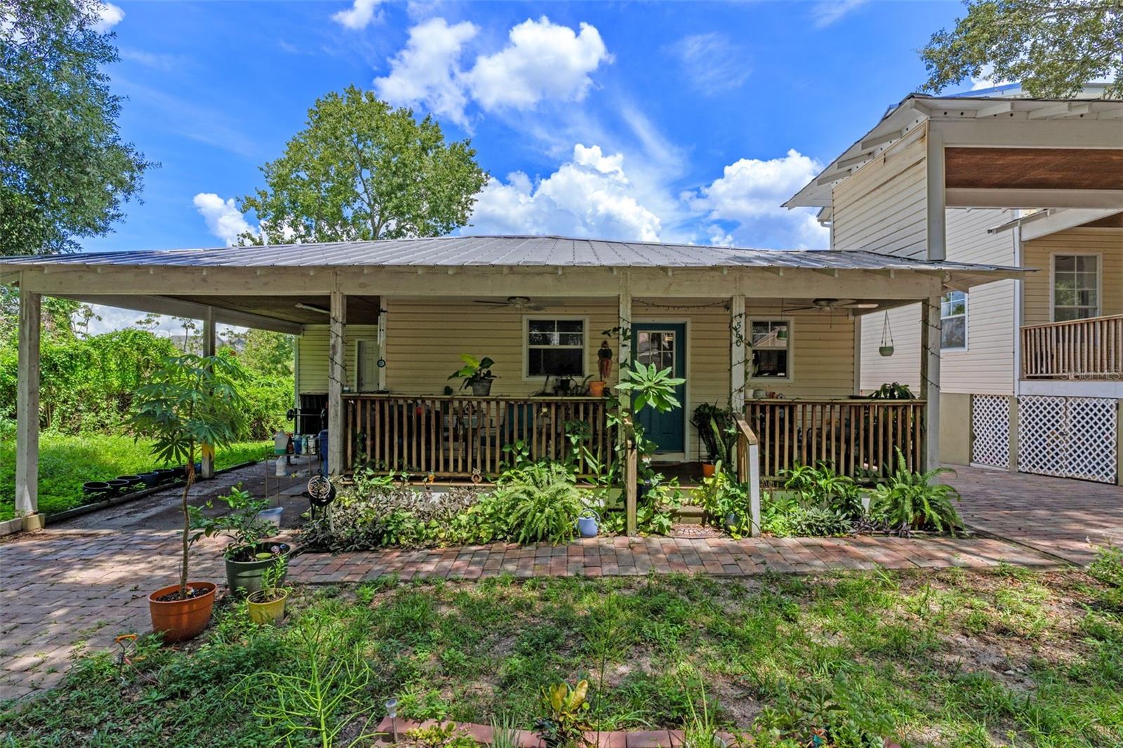 Image 77 of 97 For 560 Fern Street