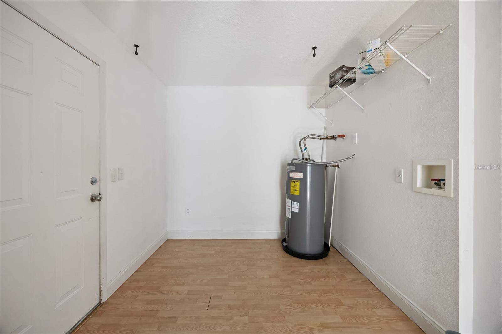 Image 89 of 97 For 560 Fern Street