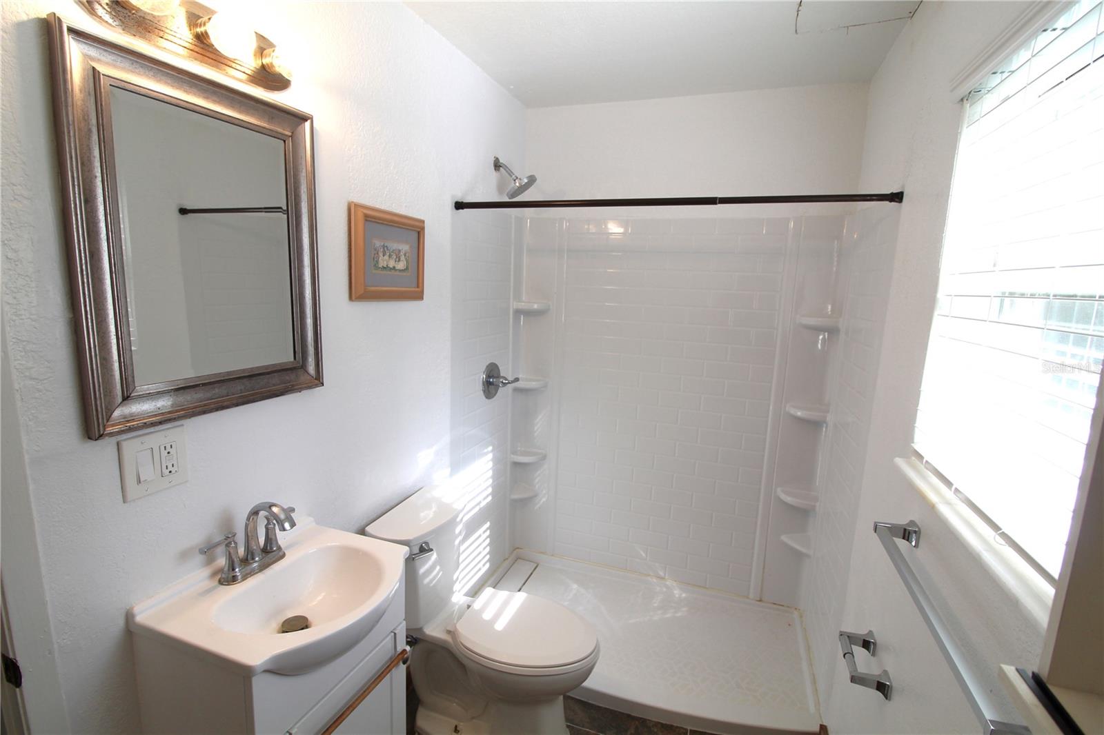 Image 19 of 32 For 14712 Henson Road