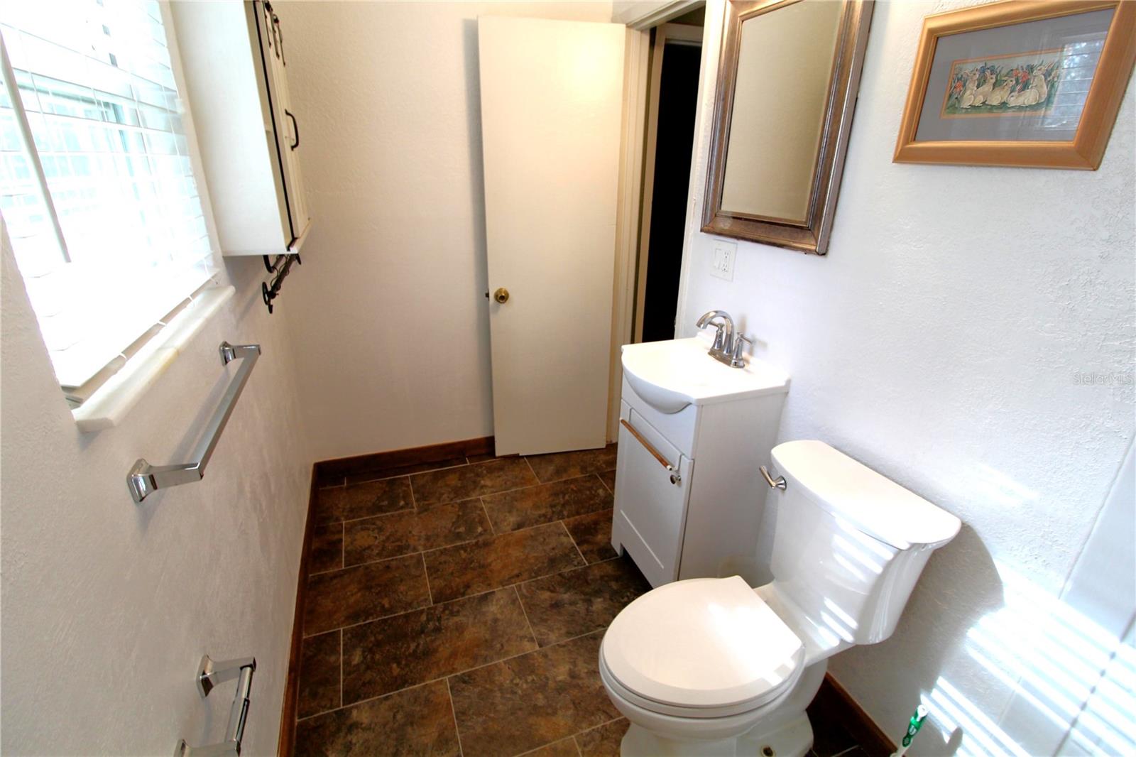 Image 21 of 32 For 14712 Henson Road