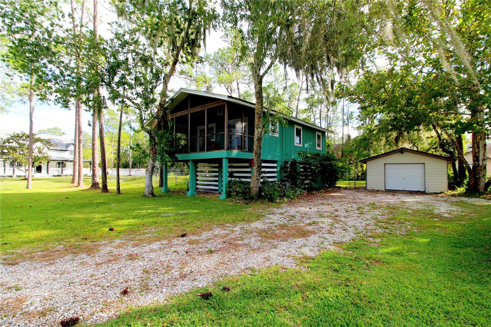 Image 3 of 32 For 14712 Henson Road