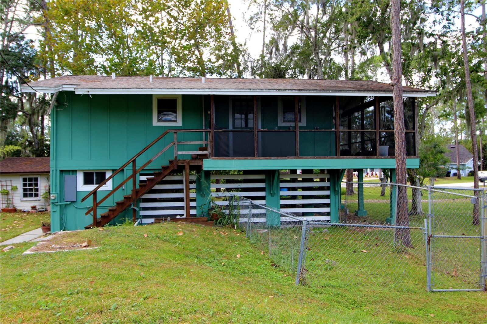 Image 30 of 32 For 14712 Henson Road