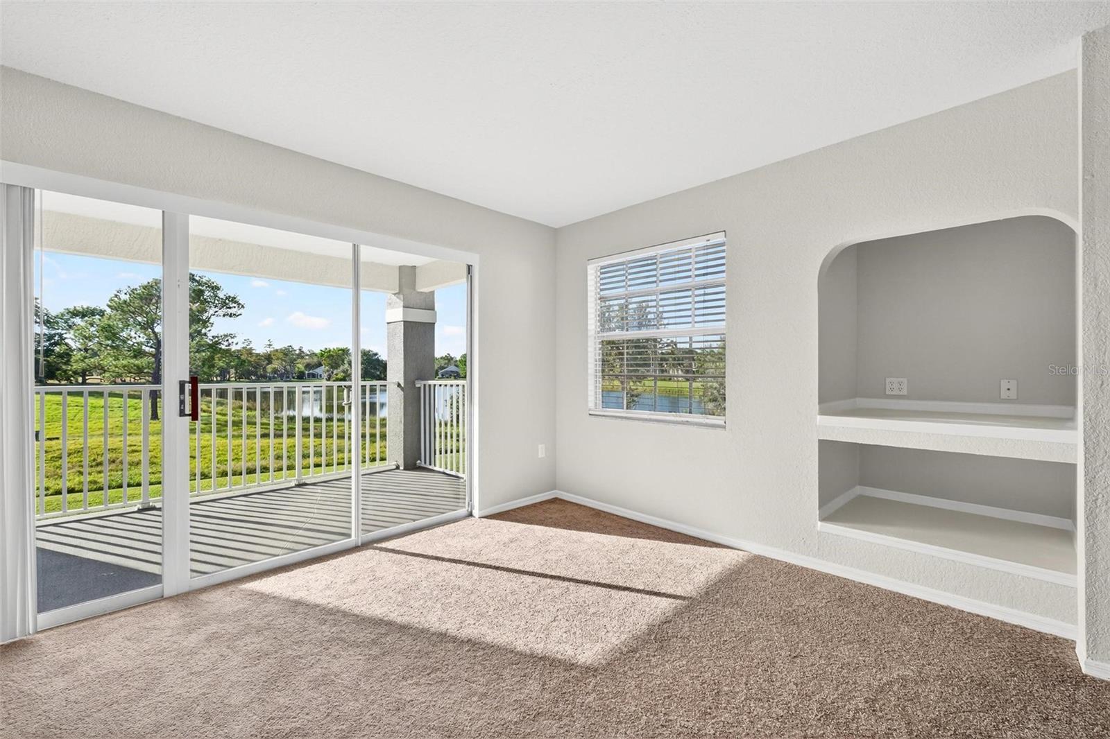 Image 12 of 56 For 13917 Fairway Island Drive S