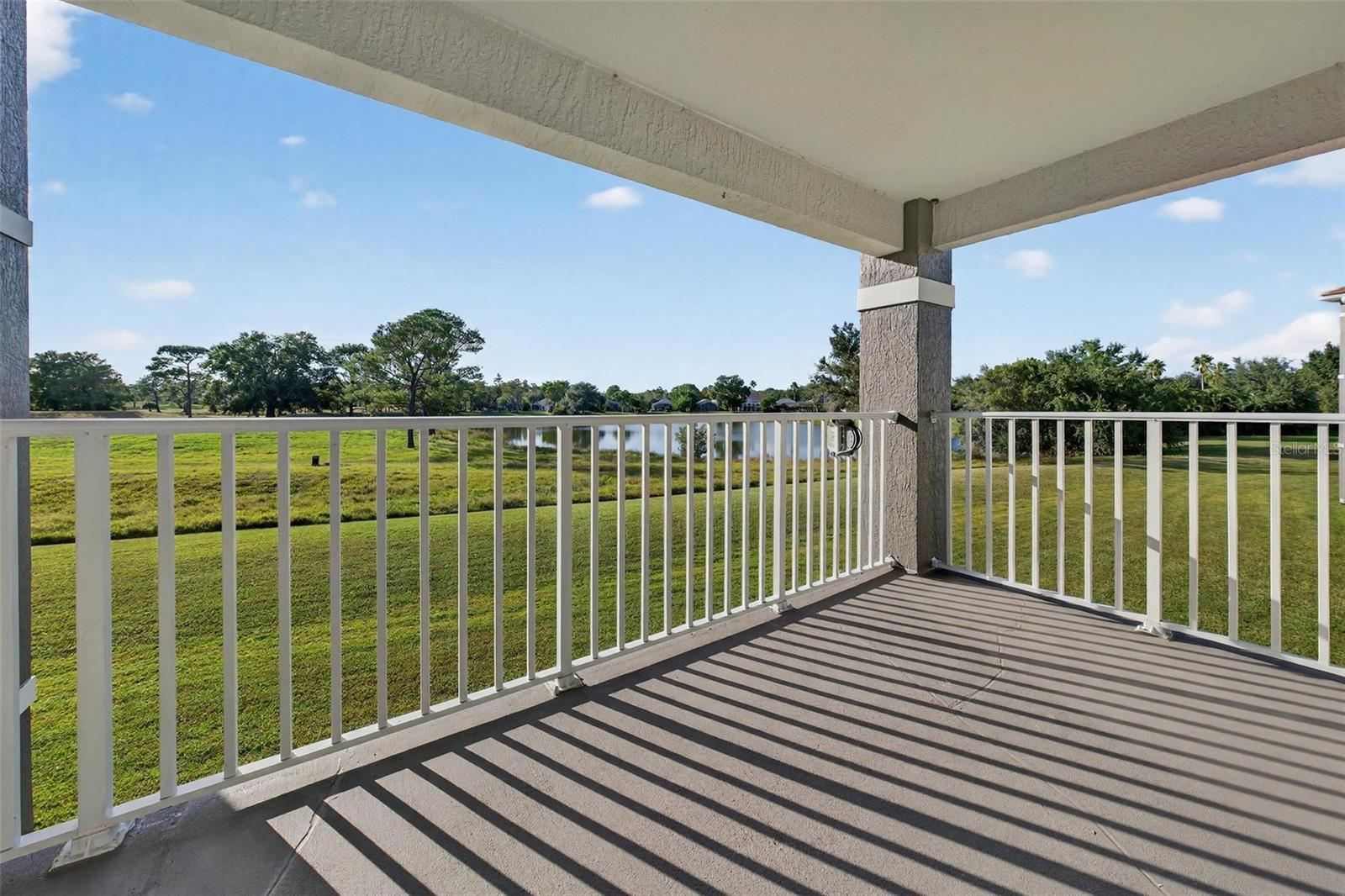 Image 15 of 56 For 13917 Fairway Island Drive S