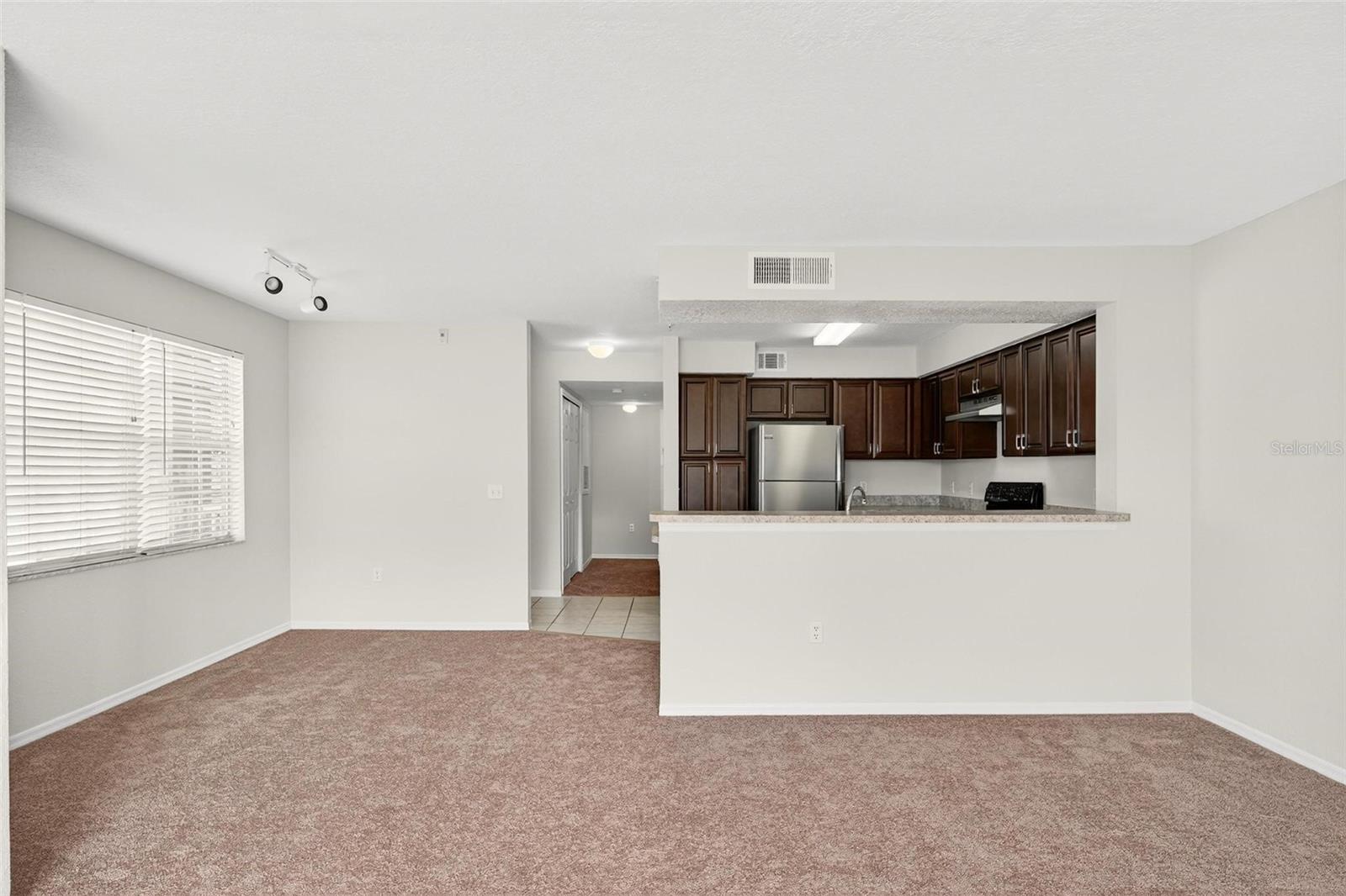 Image 16 of 56 For 13917 Fairway Island Drive S