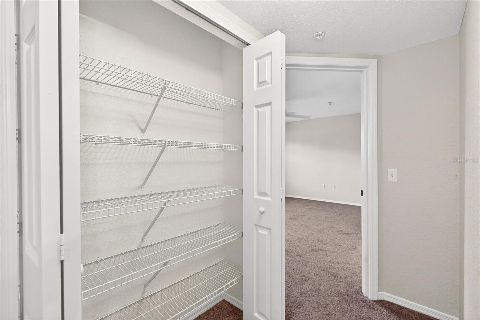 Image 34 of 56 For 13917 Fairway Island Drive S