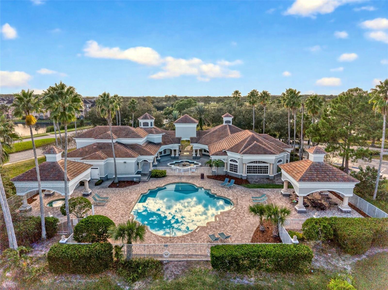 Image 54 of 56 For 13917 Fairway Island Drive S