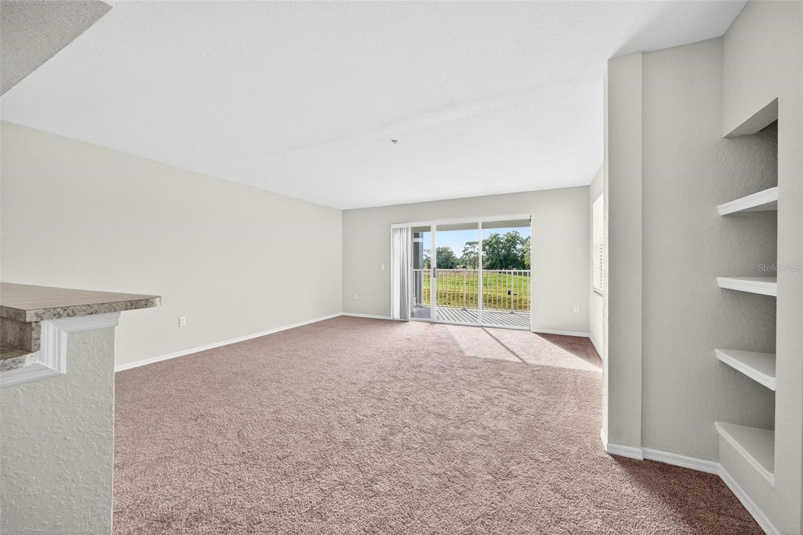 Image 6 of 56 For 13917 Fairway Island Drive S